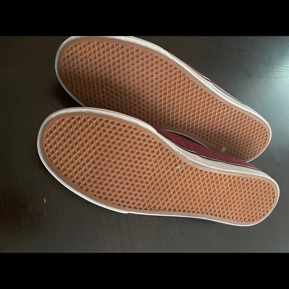 Vans - Picture 2 of 2